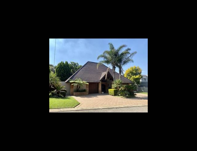 4 BEDROOM GATED ESTATE FOR SALE IN KYALAMI ESTATE